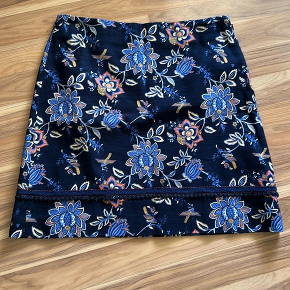 Loft Skirt Womens Size 4 Navy Blue Floral Print Tapestry A-Line Stretch Lined - Picture 1 of 9